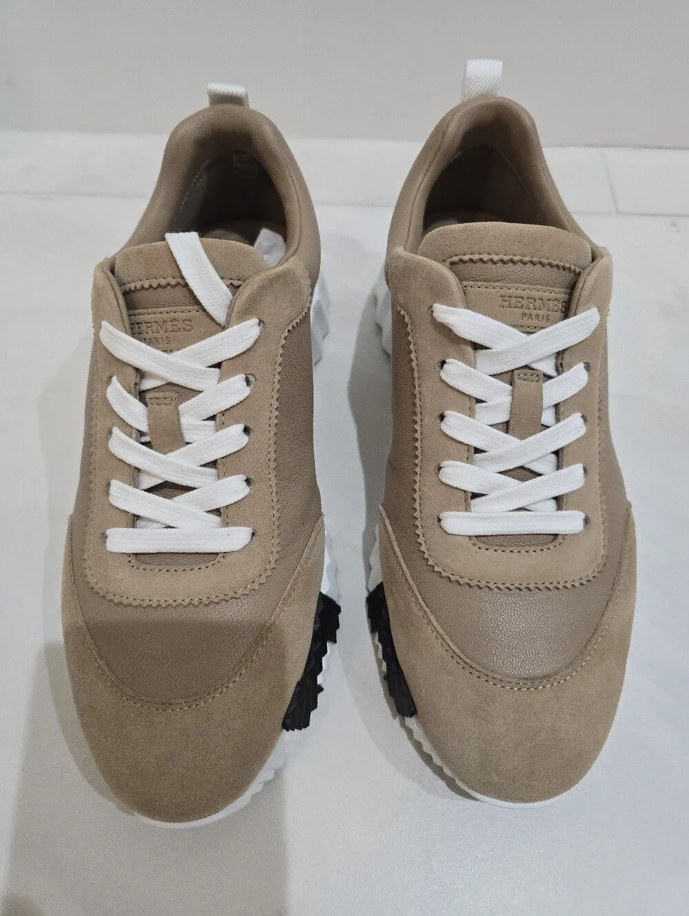 Hermes Womens Bouncing Sneakers Beige and White Low-Top Sneakers Size 38